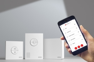 Velux et Netatmo lancent Velux Active, la première solution intelligente pour les fenêtres de toit, les volets roulants et les stores. [©Velux]